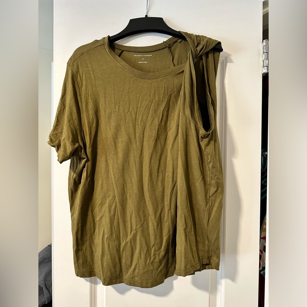 Universal Standard twist tee